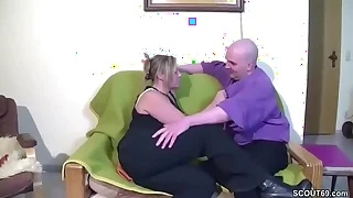 German MILF give him a roger for repair her Bike