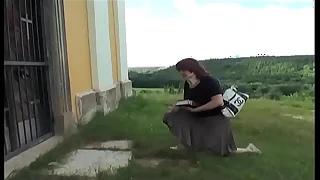 A mature slut wants in the sense connexion young cock